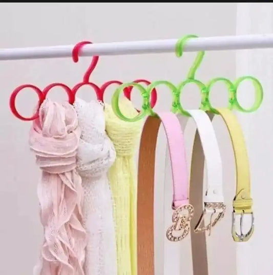 5 Rings Multi-Purpose Hanger Random Colors